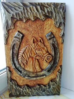 Лошадь в подкове