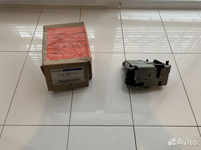 Замок двери Ford America Escape 2007-2012 Оригинал