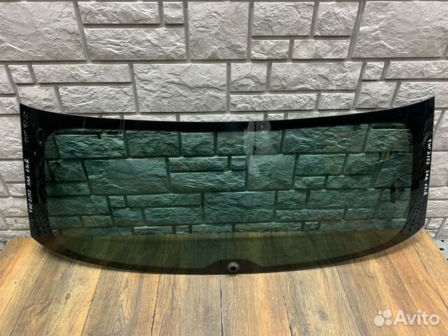 VW Tiguan 2 Стекло двери багажника