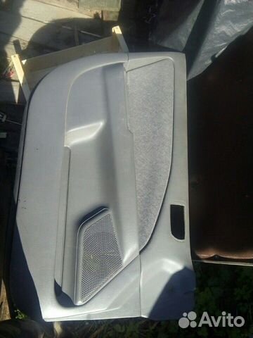 Продам на Тойоту Корону Премио переднюю левую двер