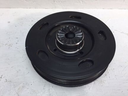 Шкив коленвала Volkswagen Tiguan 2.0 tfsi 2014