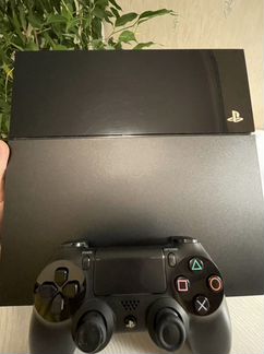 Playstation 4, Model CUH-1000A