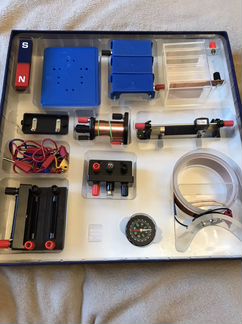 Набор по физике (по электрике и магнетизму)