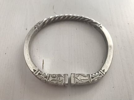 Аутентичный браслет