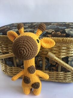 Вязаный жираф