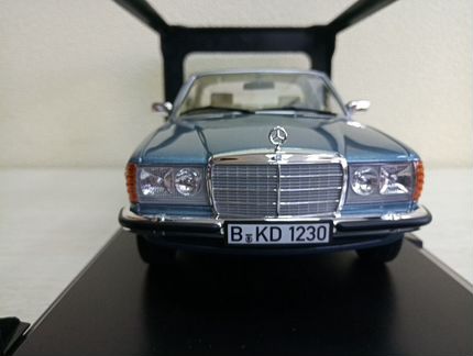 Mercedes 280 SE C123 W123 1:18 Norev