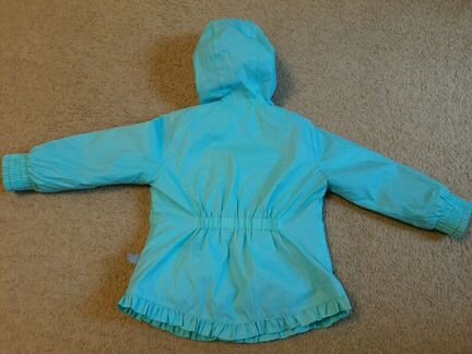 Легкая куртка-ветровка на девочку
