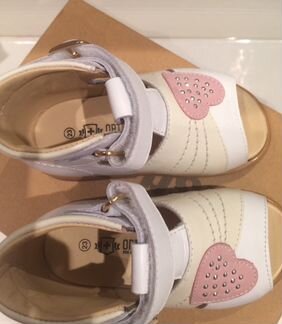 Новые босоножки Ortmann р.23