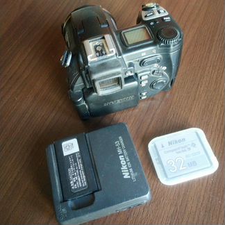 Фотоаппарат Nikon E5700