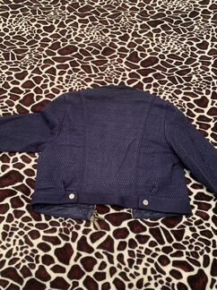 Короткая женская куртка