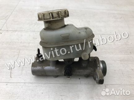 Главный тормозной цилиндр Mitsubishi Lancer 9 4G18