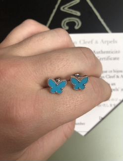 Серьги Van Cleef из белого золота 750