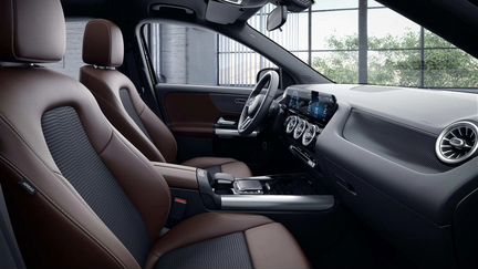 Mercedes-Benz GLA-класс 2.0 AMT, 2020