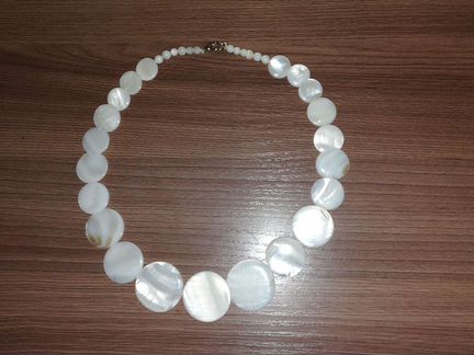 Бусы из ракушек