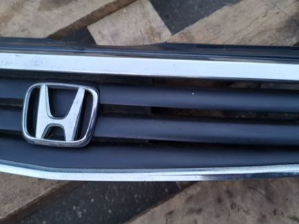 Решетка радиатора Honda Civic EJ6 4D D16Y7 1999