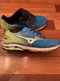 Кроссовки Asics