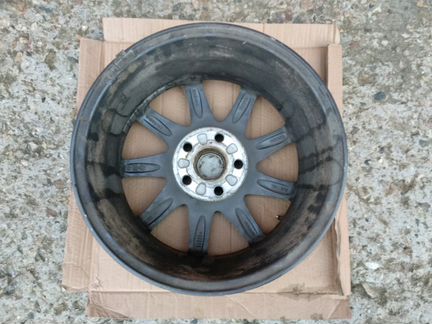 Диск Toyota Corolla Auris Camry литой оригинал R16
