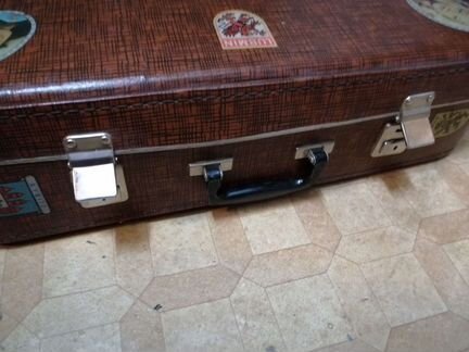 Чемодан гдр