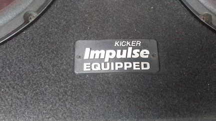 Сабвуфер Kicker (old school) с усилителем Kicx