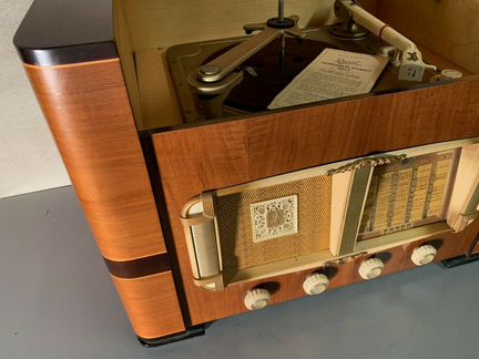 Старинная радиола novera-radio