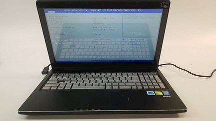 Сенсорный ноутбук asus Q550,core I7 4500/256gb SSD