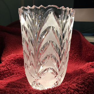 Хрустальная ваза
