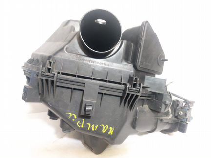 Корпус воздушного фильтра передний Toyota Camry