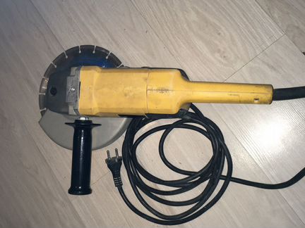 Dewalt Болгарка 230