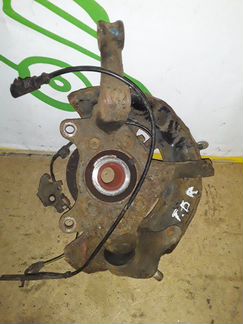 Кулак поворотный передний правый Toyota Verso R20