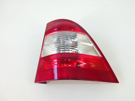 Фонарь стоп задний правый мерседес W163 / ML163