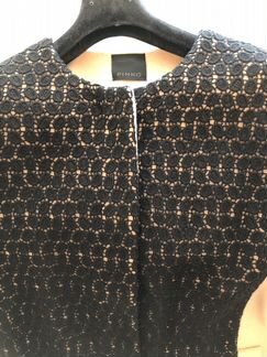 Пальто Pinko бежевое кружевное