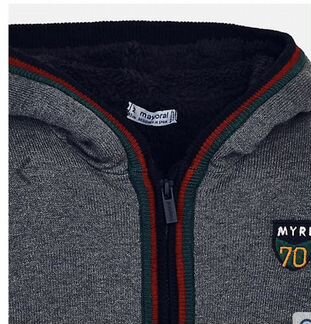 Новый утеплённый кардиган Майорал (Mayoral) 8 лет