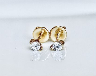 Золотые серьги с фианитами