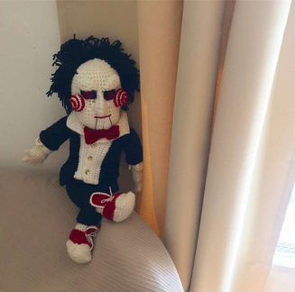 Кукла из хоррора Пила Saw