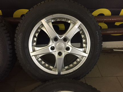 Колеса для Honda Accord Nokian 205/60R16
