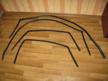 Honda HR-V 98-06 уплотнители дверей GH2, GH4