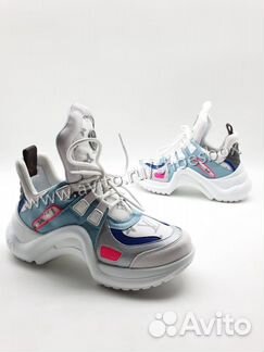 Кроссовки луи виттон с логотипом