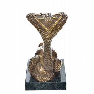 Бронзовая статуэтка 