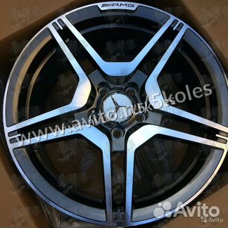 Новый комплект дисков на Mercedes R19