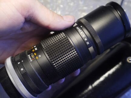 Добротный в чехле canon FL 200mm 4.5