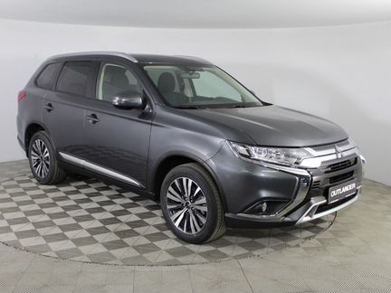 Mitsubishi Outlander 2.0 CVT, 2020