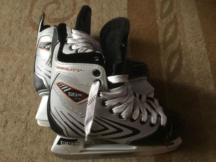 Продам коньки 38 размер