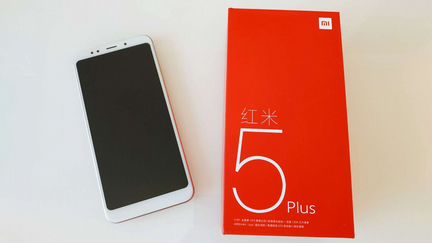 Телефон Xiaomi Redmi 5 Plus