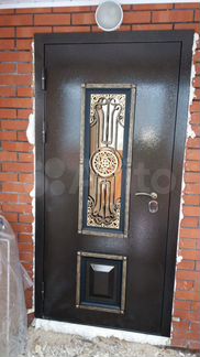 Входные металлические двери со стеклопакетом термо