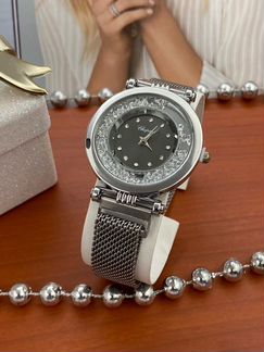 Деловые женские часики Chopard новые