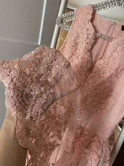 Платье вечернее кружевное розовое
