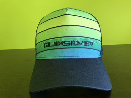 Бейсболка Quiksilver