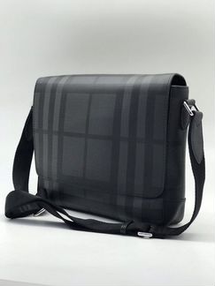 Месенджер Burberry