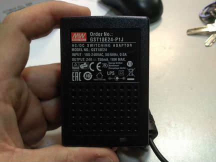Блок питания 24 v Mean Well GST18E24