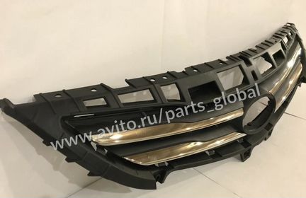 Решетка радиатора Хендай Солярис Solaris 2014-2016